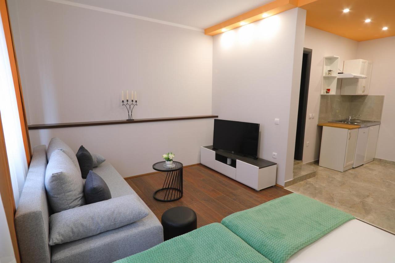 Fenix Apartments โซโคบานยา ภายนอก รูปภาพ
