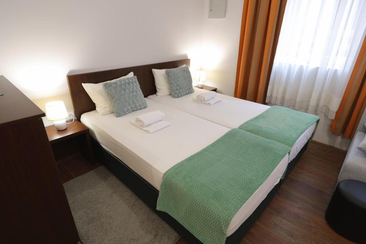 Fenix Apartments โซโคบานยา ภายนอก รูปภาพ
