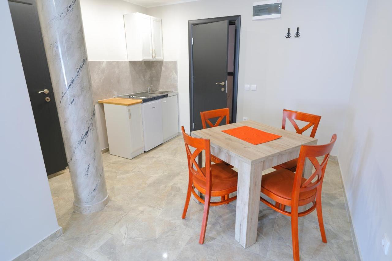 Fenix Apartments โซโคบานยา ภายนอก รูปภาพ