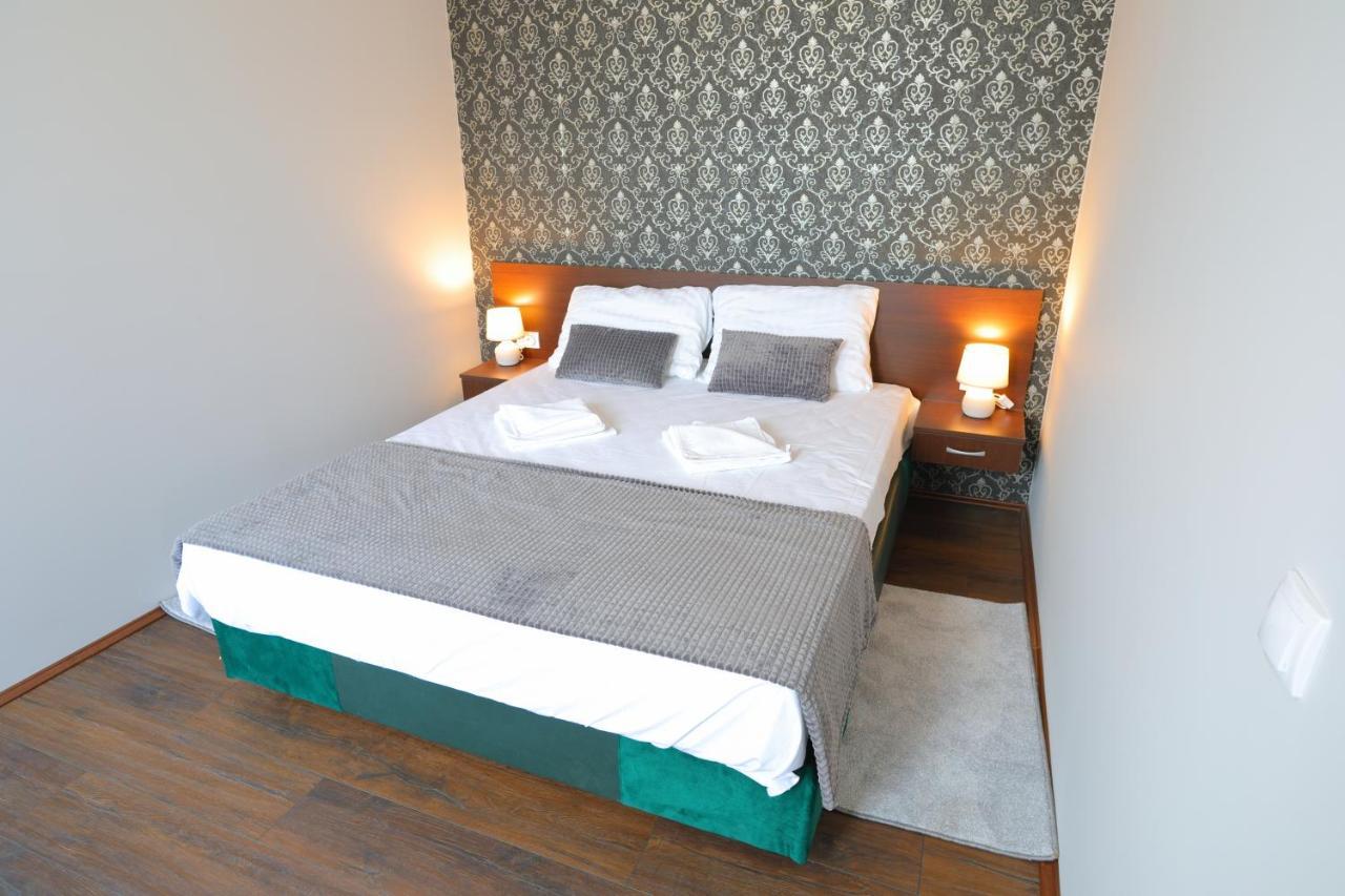 Fenix Apartments โซโคบานยา ภายนอก รูปภาพ