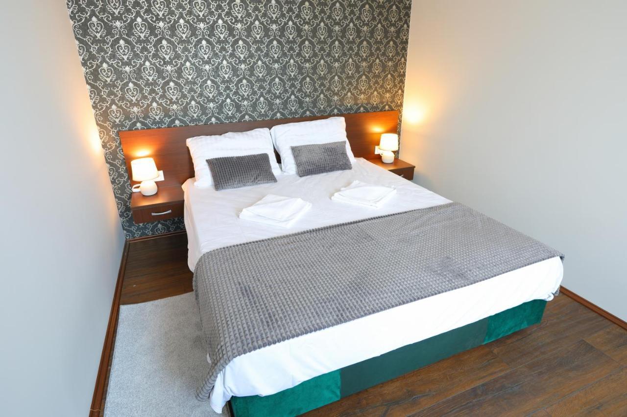 Fenix Apartments โซโคบานยา ภายนอก รูปภาพ