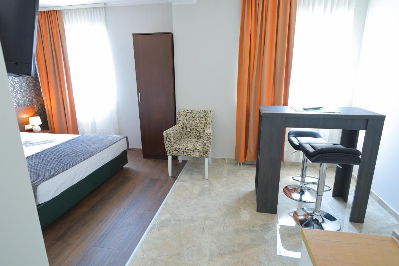 Fenix Apartments โซโคบานยา ภายนอก รูปภาพ