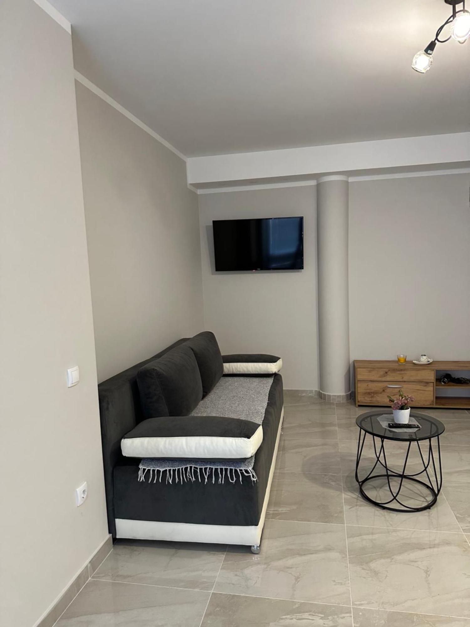Fenix Apartments โซโคบานยา ภายนอก รูปภาพ